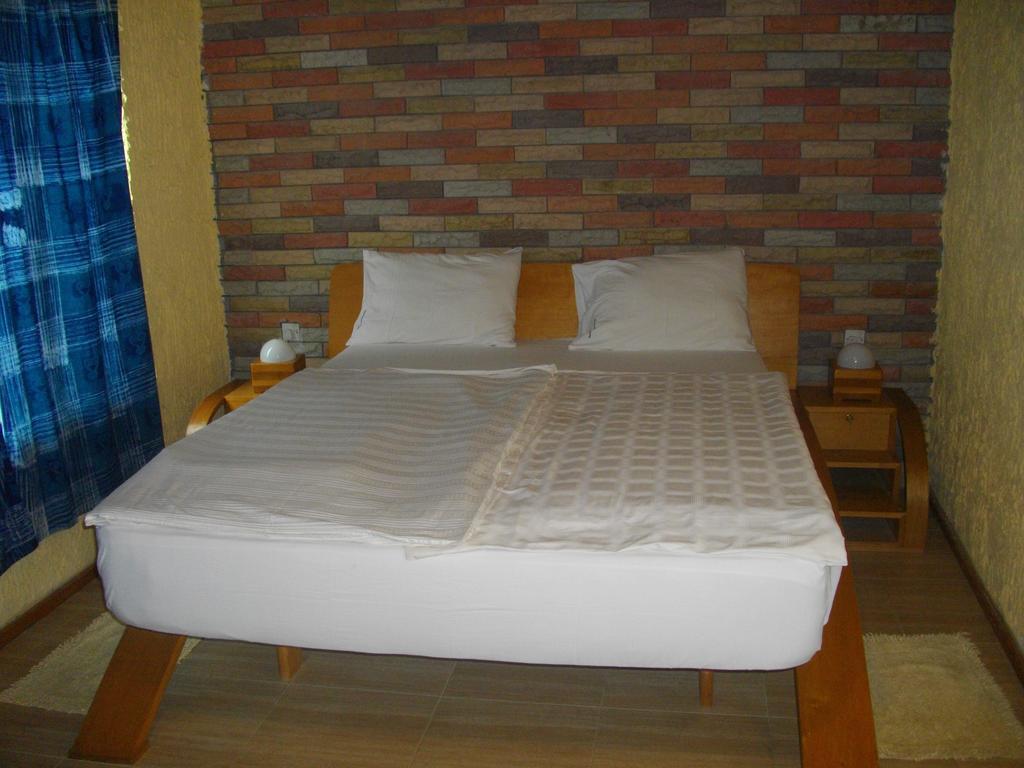 Biriwa Beach Hotel Quarto foto